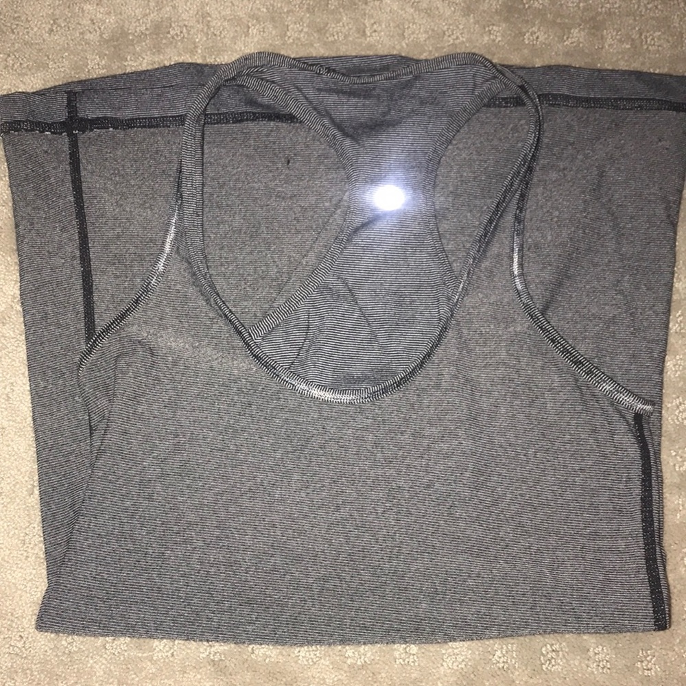 Black and white lulu tank